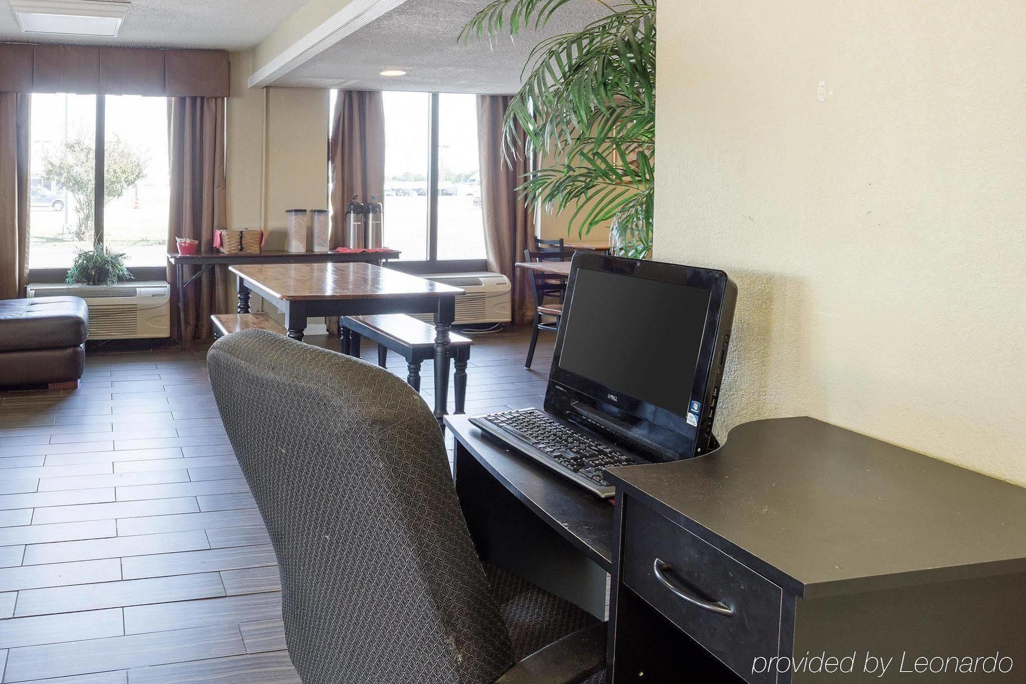 Rodeway Inn ウェスト・メンフィス エクステリア 写真