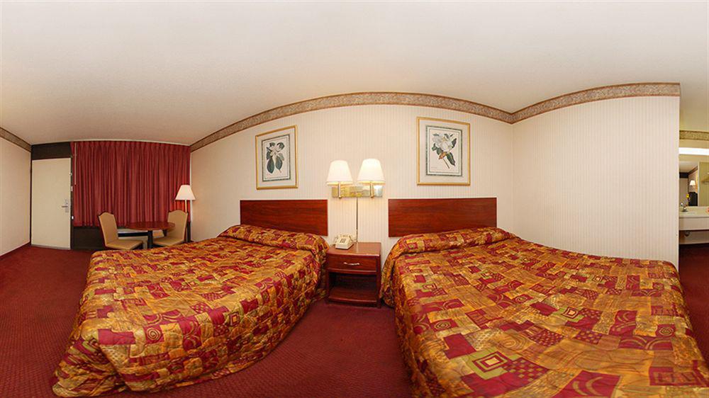 Rodeway Inn ウェスト・メンフィス エクステリア 写真